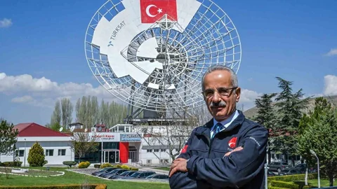 Ulaştırma Bakanı Uraloğlu'ndan TÜRKSAT 6A Açıklaması