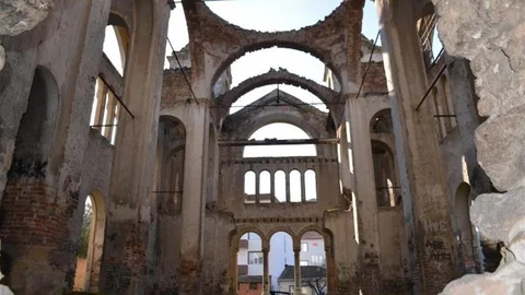 Osmaneli'de Tarihi Kilise Restorasyon Bekliyor