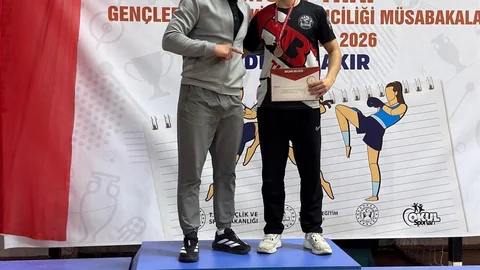 Bilecikli Sporcu Muay Thai'de Başarı Elde Etti