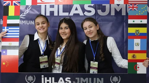 İhlas Jmun’26 Konferansı’nda ‘Diplomaside Küresel Sorumluluk’ tartışıldı