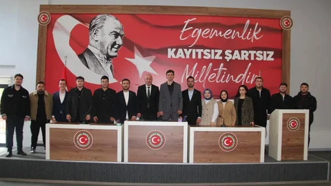 Necdet Karaveli Gençlik Kollarını Ağırladı