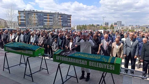 Afyonkarahisar'da Katledilen Çift Toprağa Verildi
