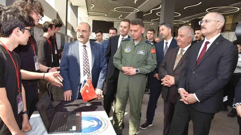 Bilim Fuarı Balıkesir'de Açıldı