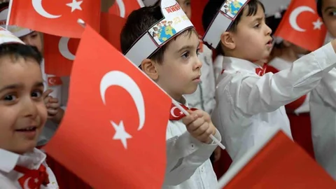 Elazığ'da 23 Nisan Kutlaması