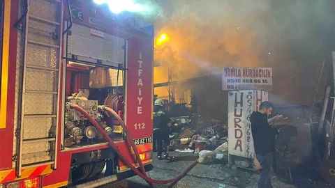 Yozgat'ta Hurdacıda Yangın Çıktı