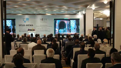 Niğde'de Akıllı Şehirler Tartışıldı