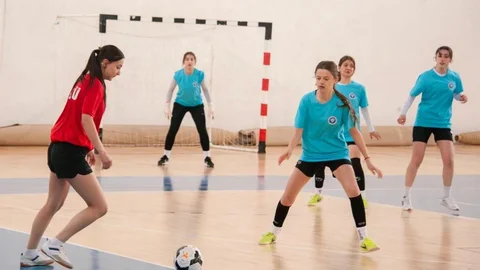 Bahar Şenlikleri Futsal Müsabakası Başladı
