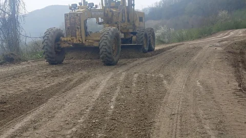 Yığılca'da Asfalt Çalışmaları Hızlanıyor
