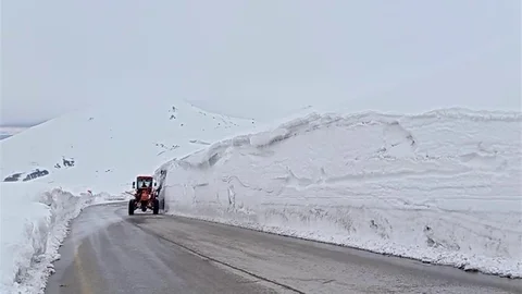 Erzurum'da Zorlu Palandöken Geçidi Süreci