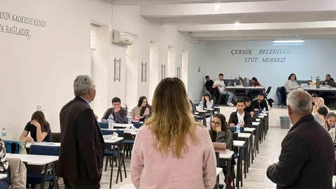 Diyarbakır'da Gençlerle Buluşma