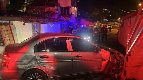 Tekirdağ'da Alkollü Sürücü Kaza Yaptı