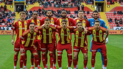 Kayserispor İlk Yarıda Gol Atamıyor
