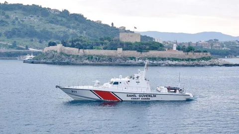 Kuşadası'nda Sahil Güvenlik Botu Açılıyor