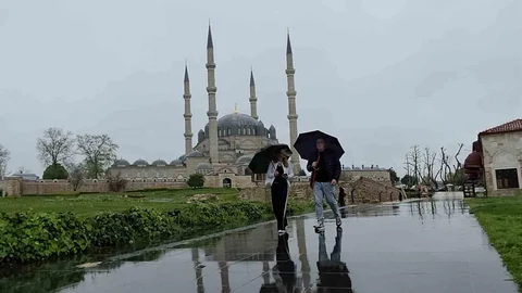 Edirne'de Sağanak Yağış Başladı