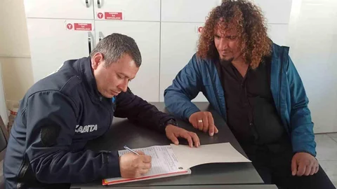 Müzisyen Zonguldak'ta Duyarlı Davranış Gösterdi