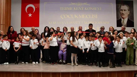 Terme'de Çocuklar Yönetimde Söz Sahibi Oluyor