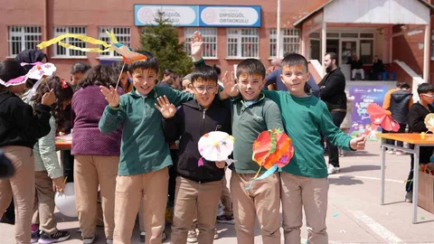 Düzce'de 23 Nisan Coşkusu Yaşandı