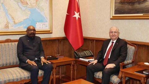 Güler ve Lufuma Bir Araya Geldi