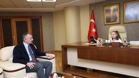 Minik Başkan Defne Su Kıssacık Talimatlarını Verdi
