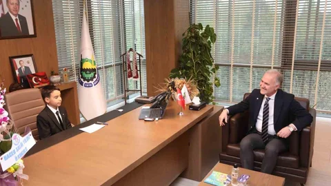 İnegöl'de Temsili Başkanlık Devir Teslimi