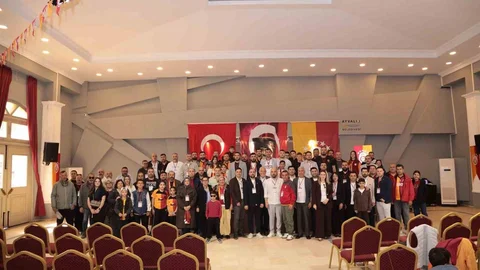 Ayvalık’ta Galatasaray Derneği Genel Kurulu Yapıldı