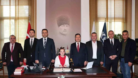 Muğla'da Başkan Aras'ın Anlamlı Devir Teslimi