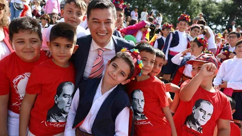 Marmaris'te 23 Nisan Mesajı