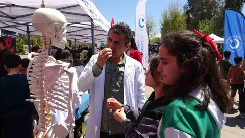 Adıyaman'da Çocuk Festivali Coşkusu