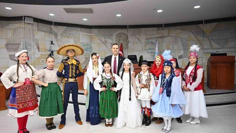 Balıkesir'de Dünya Çocukları Ağırlanıyor