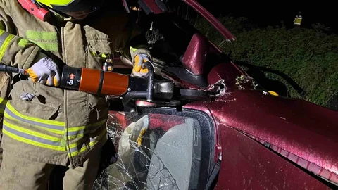 Gönen'de Trafik Kazası Sonrası Kurtarma Operasyonu