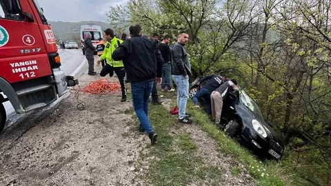 Tokat'ta Kontrolden Çıkan Araç Şarampole Uçtu