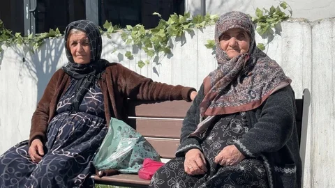Yüksekova'da Güneşli Günler Başladı