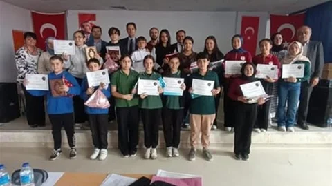 Gömeç'te Kur'an Okuma Yarışması Yapıldı