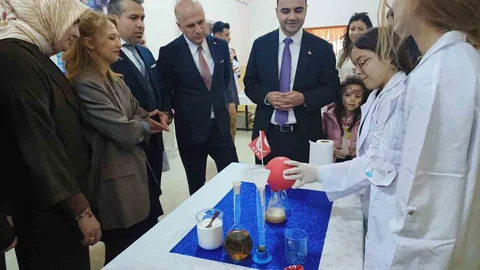 Bilecik’te 23 Nisan Şenliği Yapıldı