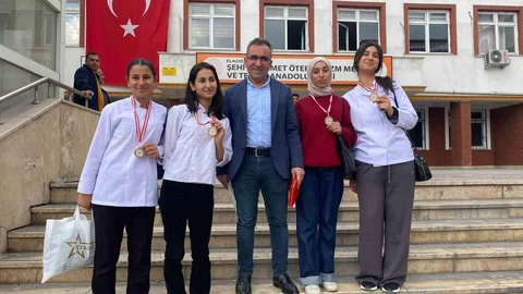 Diyarbakır'dan Öğrenciler Ödül Aldı