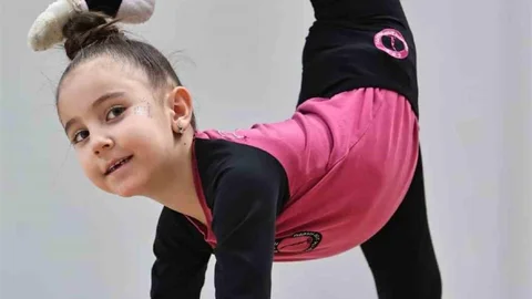Küçük Jimnastikçi Ayla'nın Başarıları