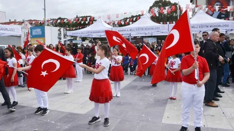 Manisa’da 23 Nisan Coşkusu