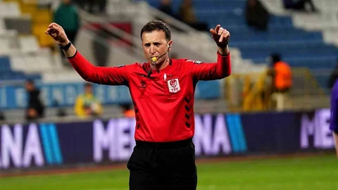 Galatasaray Fenerbahçe Derbisinin Hakemi Belli Oldu