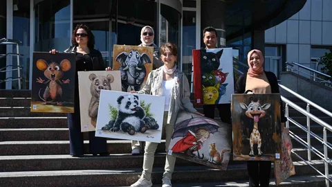 Manisa'da Minik Hastalara Moral