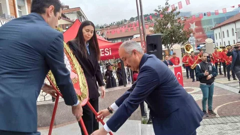 Devrek’te 23 Nisan Bayramı Kutlandı