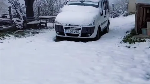 Bilecik'te Kar Yağışı Sürüprizi Yaşandı