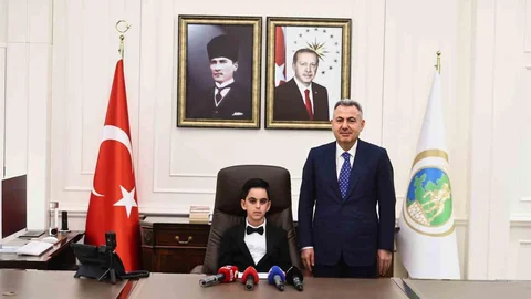 İzmir'de 23 Nisan Kutlaması