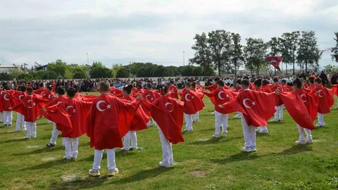Didim'de 23 Nisan Coşkuyla Kutlandı