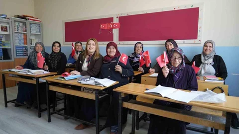 Niğde'de Kadınlar Eğitime Dönüyor