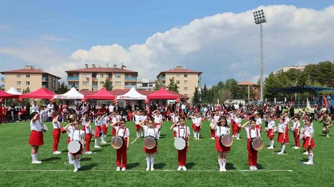 Siirt'te 23 Nisan Kutlaması