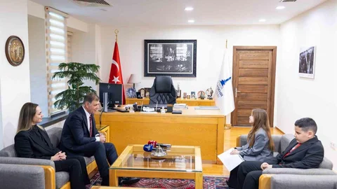 İzmir'de 23 Nisan Coşkusu