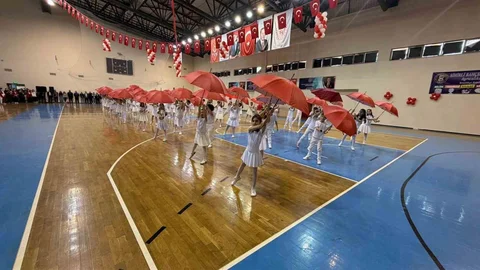 Edremit'te 23 Nisan Coşkusu