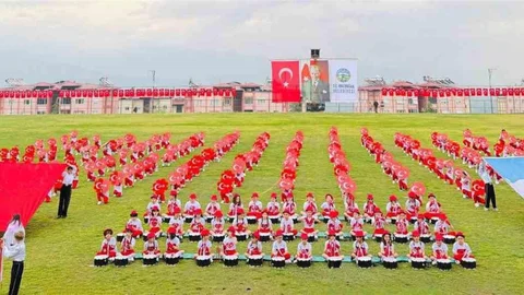 Bozdoğan’da 23 Nisan Coşkusu Yağmura Rağmen Devam Etti