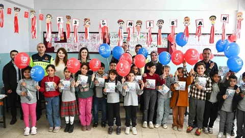 Gaziantep'te Jandarmadan 23 Nisan Sürprizi