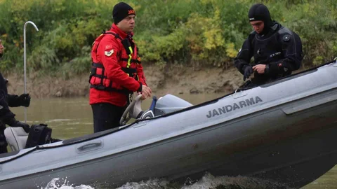 Sakarya Nehri'nde Çocuk Arama Çalışmaları